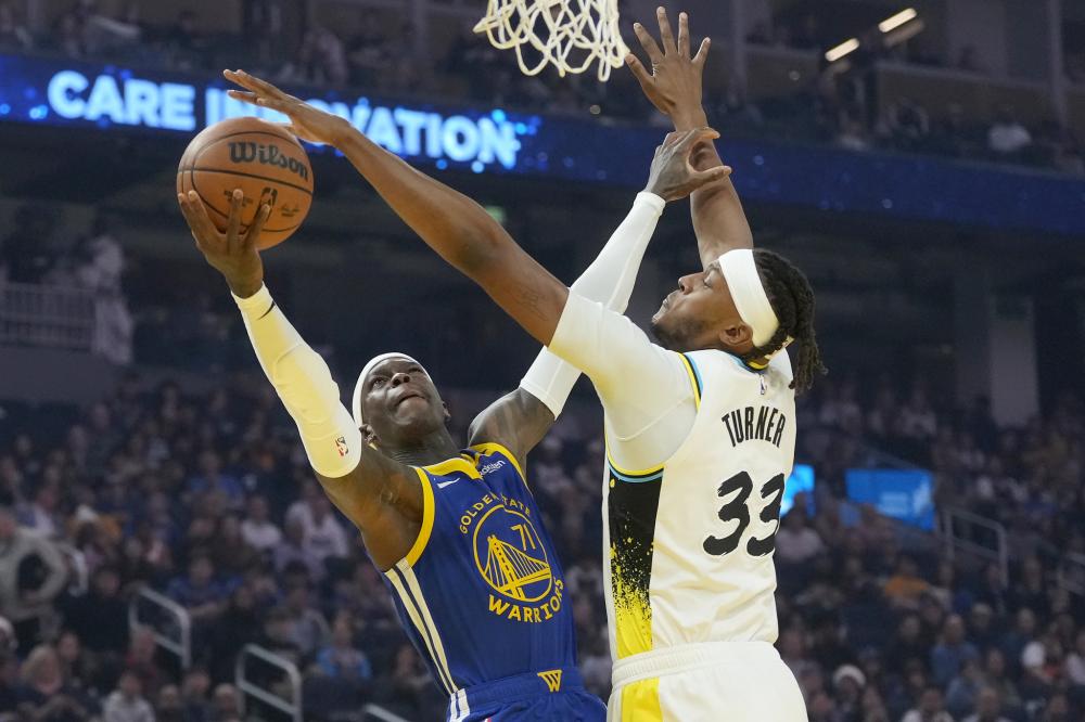 滑雪场的运 滑雪场的运